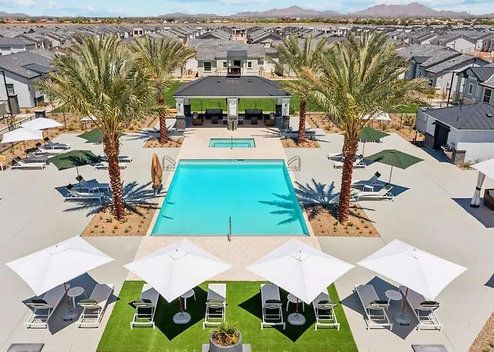 Sparkling Modern In With Pool,bbq Buckeye